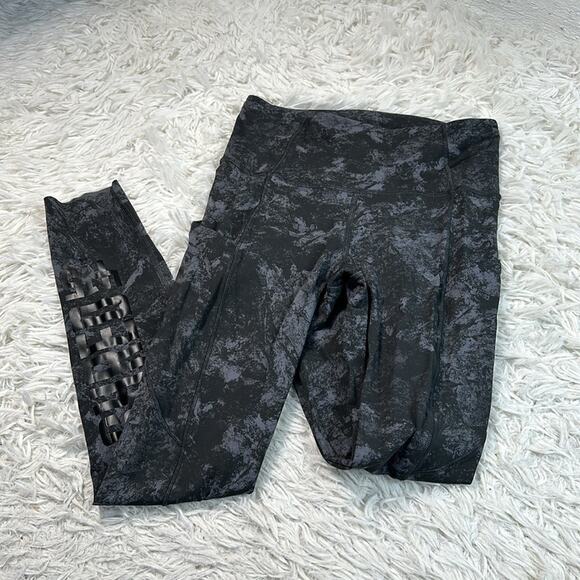 lululemon athletica Pants - Lululemon Fast & Free 7/8 Tight II *Nulux 25"